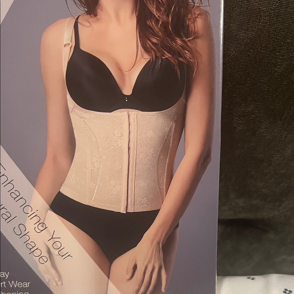 Luxurious Cream Shapewear Corset